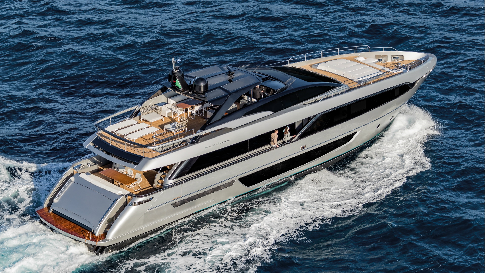 Yacht GOLD BLACK, Riva | CHARTERWORLD Luxury Superyacht Charters